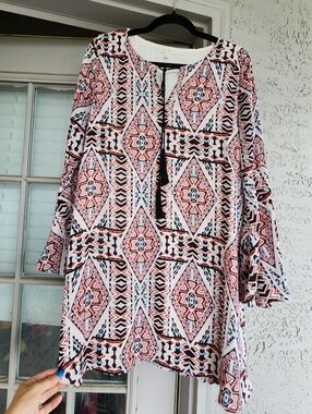 Love Fire Woven Geometric Print Tunic Dress in Coral and Black
